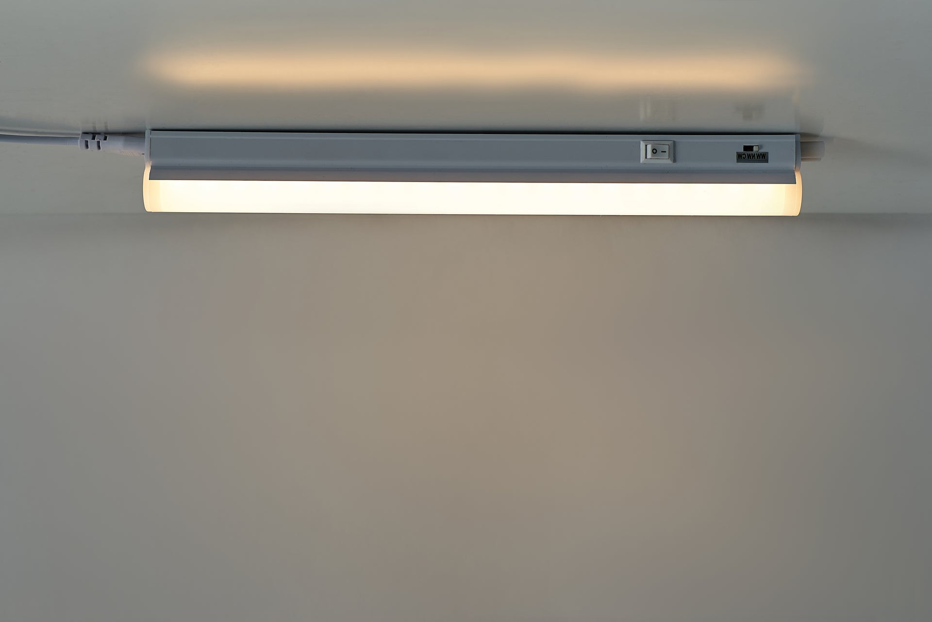 Forum ELA-41712 Bodhi 5W CCT LED 312mm Under Cabinet Light