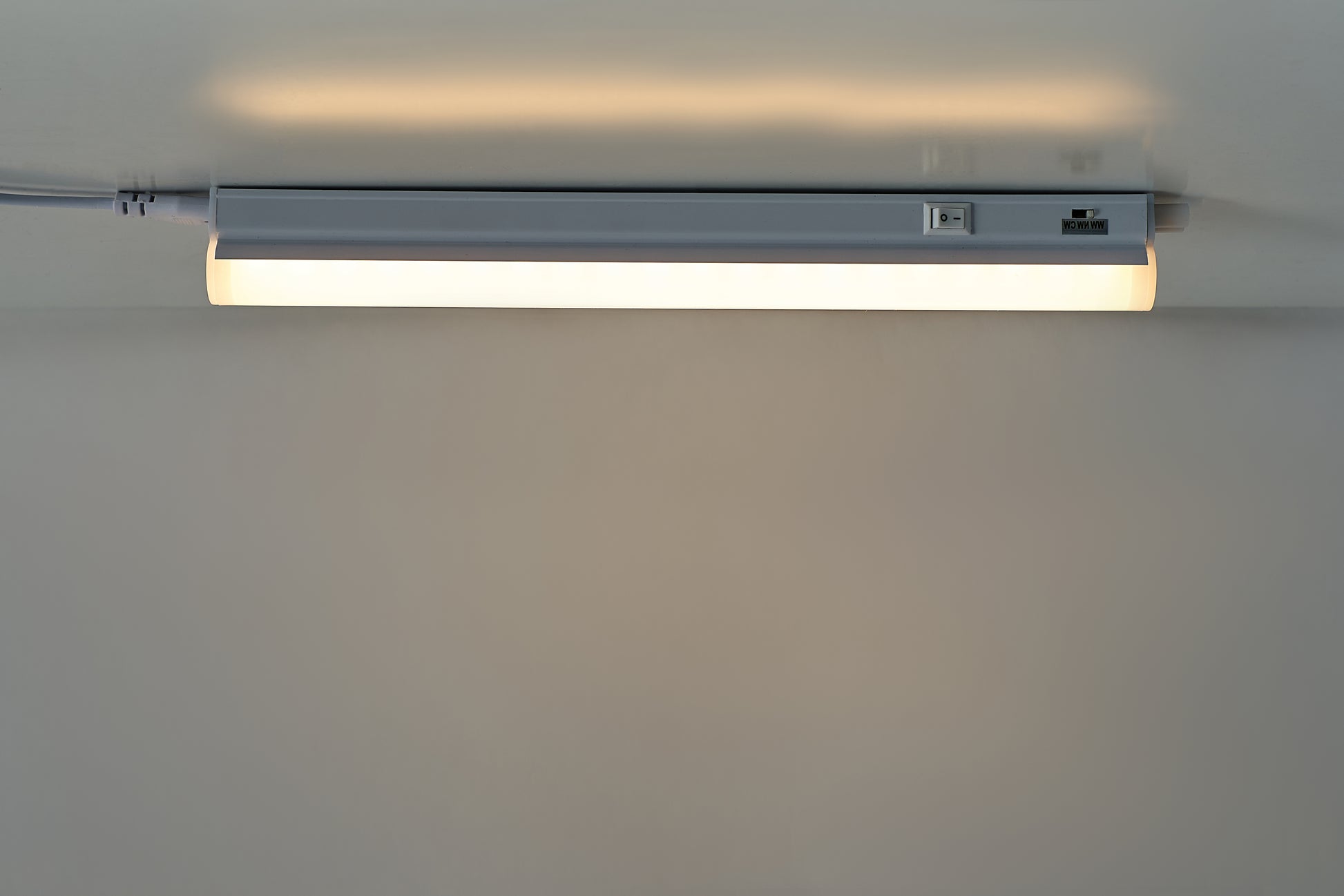 Forum ELA-41712 Bodhi 5W CCT LED 312mm Under Cabinet Light