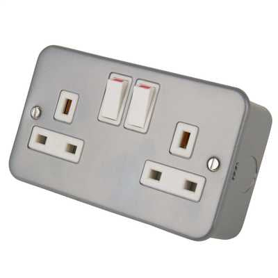 Selectric LG9098MB 2 Gang 13A DP Switched Socket Metal Clad